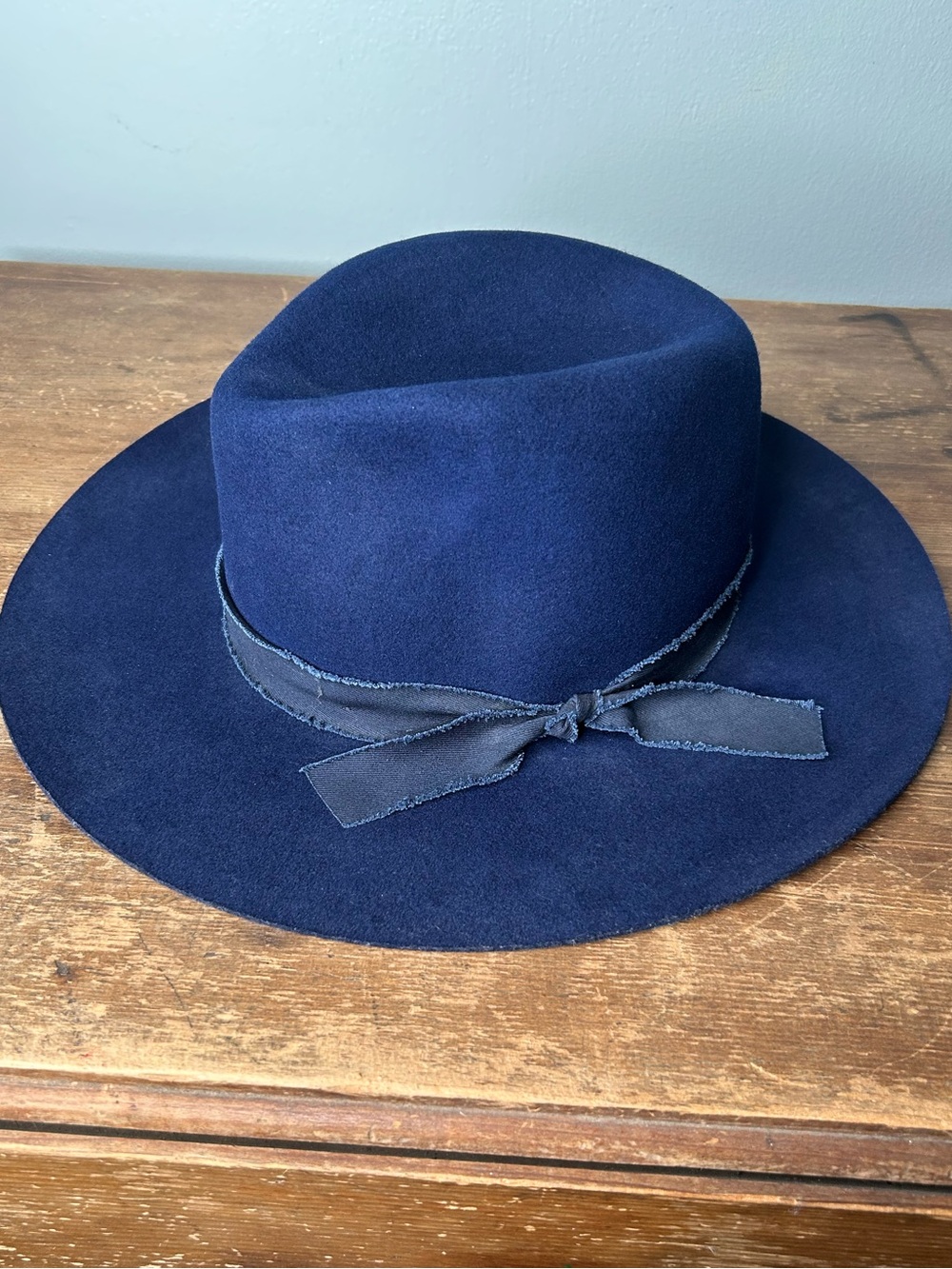 Olive & Pique | The Kaia Wool Felt Panama Hat Navy